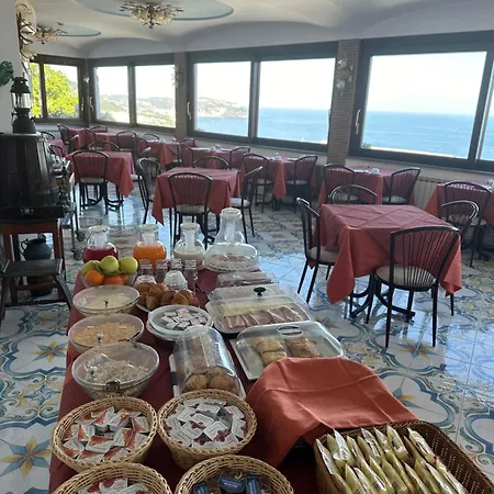 - Parco Mare Monte 3* Casamicciola Terme