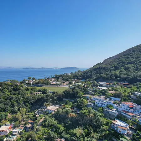 - Parco Mare Monte فندق كازاميتْشيولا تيرمي
