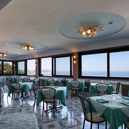 - Parco Mare Monte Hotel 3*