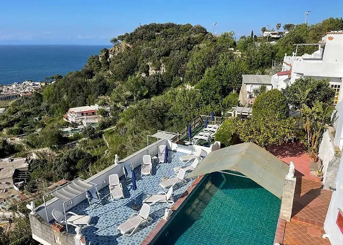 - Parco Mare Monte 3* Casamicciola Terme